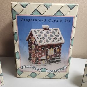 Kitchen Collection VTG Gingerbread House Cookie Jar
